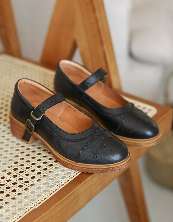 Frühlings-retro-leder-mary-jane-schuhe